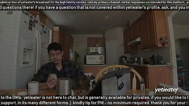 Snapshot of yetieater chatting on 01/20/25, 06:43 yetieater online show from 01/20/25, 06:43