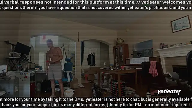 Snapshot of yetieater chatting on 06/30/26, 05:13 yetieater online show from 06/30/26, 05:13