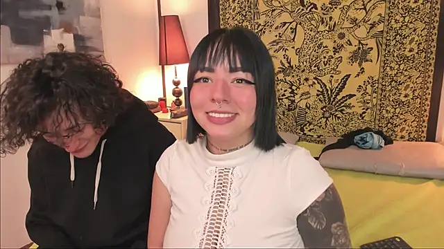 Aria and orien online show from 11/22/25, 11:20