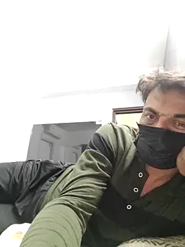 Snapshot of boobs5626 chatting on 03/05/25, 07:06 boobs5626 online show from 03/05/25, 07:06