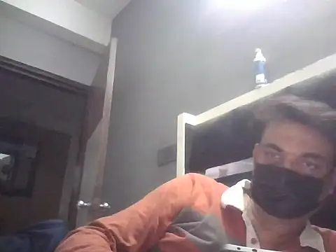 Snapshot of boobs5626 chatting on 03/18/25, 05:33 boobs5626 online show from 03/18/25, 05:33