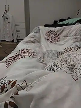 iurinicola online show from 11/11/25, 10:47