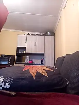 JuicyMilkyTizzy online show from 11/19/25, 08:47