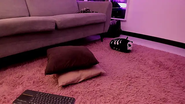 Tahara Romanov online show from 01/09/26, 08:27