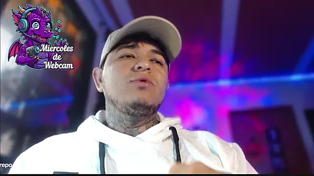 Strip Classes Col online show from 10/15/25, 03:09