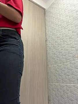 ElectraRhodes1 online show from 02/01/26, 05:00