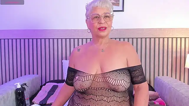 Lucy Milf 68 online show from 01/09/26, 10:44