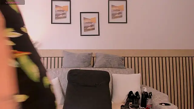 Snapshot of Lucy_Milf_68 chatting on 04/07/26, 11:01 Lucy Milf 68 online show from 04/07/26, 11:01