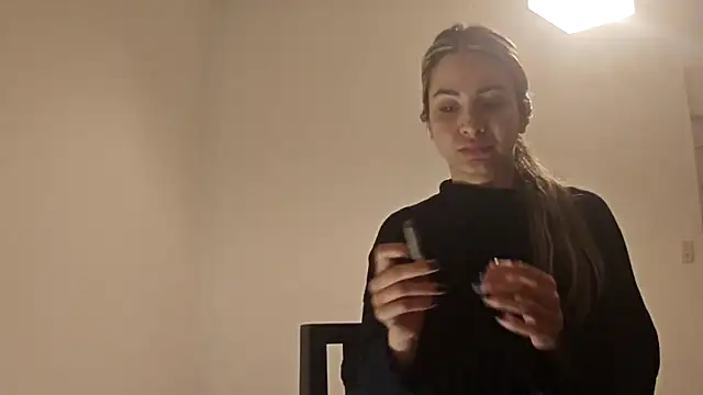 Snapshot of valenseleni chatting on 09/13/25, 02:22 valenseleni online show from 09/13/25, 02:22