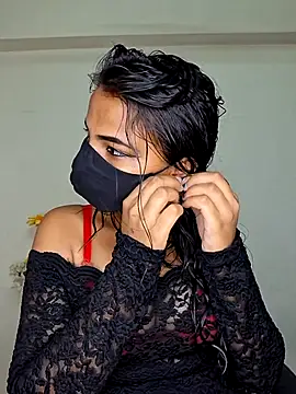 Snapshot of Noor-Bold chatting on 11/01/25, 04:30 Noor-Bold online show from 11/01/25, 04:30