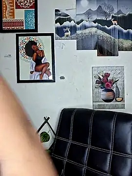 Snapshot of Noor-Bold chatting on 02/27/26, 09:14 Noor-Bold online show from 02/27/26, 09:14