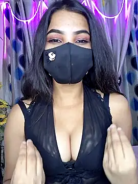 Snapshot of Noor-Bold chatting on 11/19/25, 01:27 Noor-Bold online show from 11/19/25, 01:27