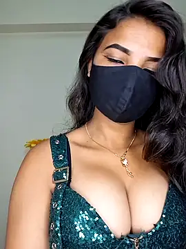 Snapshot of Noor-Bold chatting on 11/06/25, 02:04 Noor-Bold online show from 11/06/25, 02:04