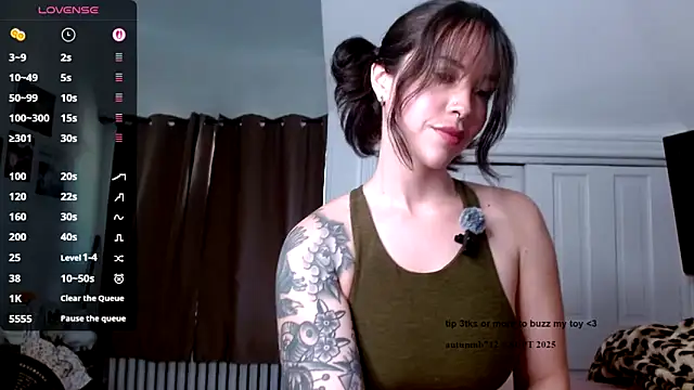 autumnb712 online show from 09/26/25, 04:03