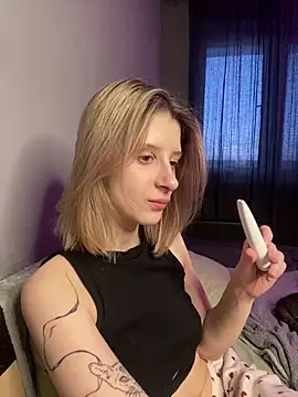 amorearte m online show from 03/09/25, 04:27