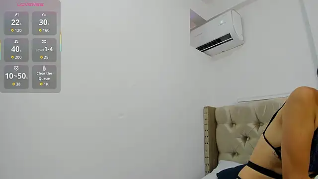 ArianaaGrace online show from 03/20/26, 07:37