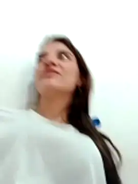 ArianaaGrace online show from 12/20/25, 07:39