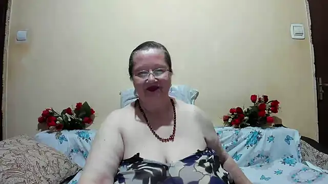 SingleMILF online show from 05/13/26, 03:52