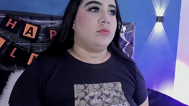 DANESKA HILLER online show from 11/01/25, 07:30