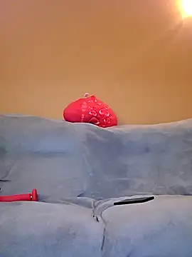 Melody73 online show from 11/26/25, 03:56