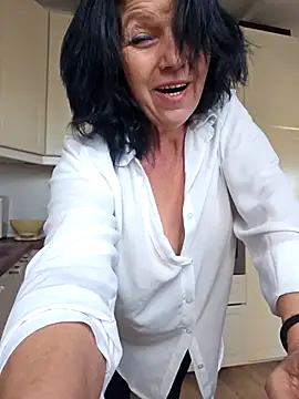 Snapshot of Melody73 chatting on 02/07/26, 08:55 Melody73 online show from 02/07/26, 08:55