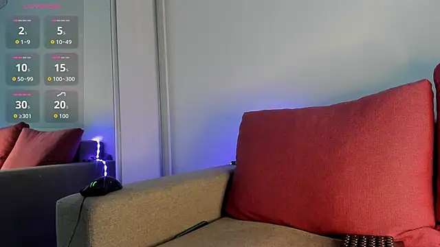 Snapshot of nicholasX1 chatting on 11/09/25, 10:30 nicholasX1 online show from 11/09/25, 10:30