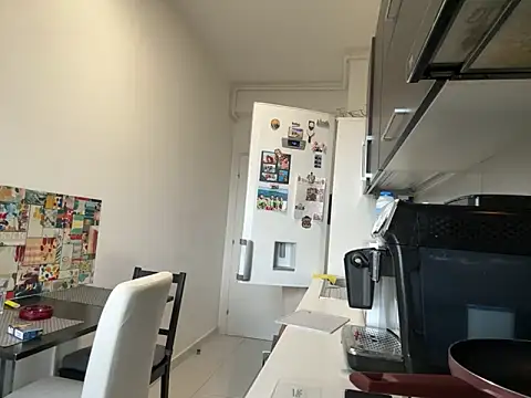 Snapshot of nicholasX1 chatting on 03/03/25, 11:00 nicholasX1 online show from 03/03/25, 11:00