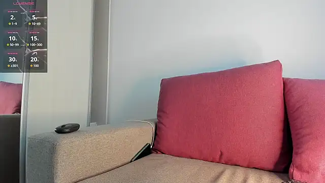 Snapshot of nicholasX1 chatting on 10/06/25, 05:41 nicholasX1 online show from 10/06/25, 05:41