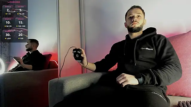 Snapshot of nicholasX1 chatting on 10/08/25, 04:47 nicholasX1 online show from 10/08/25, 04:47