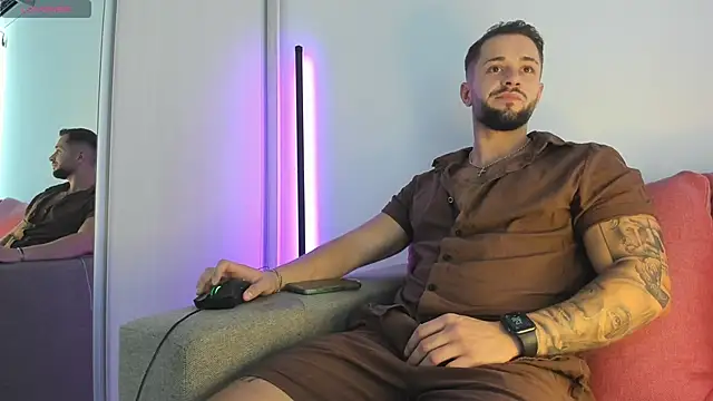 nicholasX1 online show from 06/06/26, 02:33