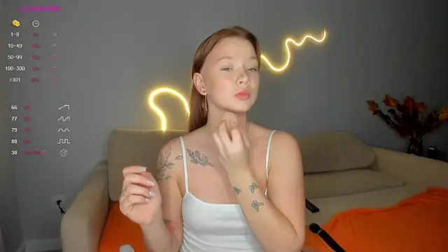 Snapshot of dinky__emily chatting on 09/26/25, 05:20 dinky emily online show from 09/26/25, 05:20