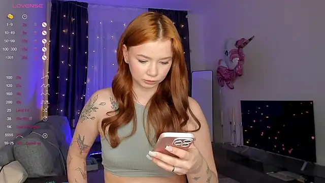 Snapshot of dinky__emily chatting on 03/01/25, 03:38 dinky emily online show from 03/01/25, 03:38