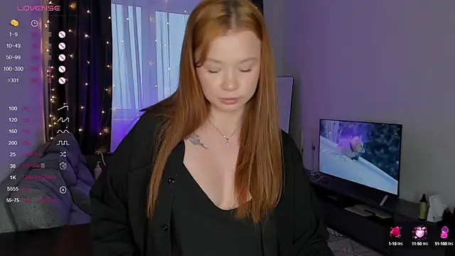 Snapshot of dinky__emily chatting on 03/05/25, 02:45 dinky emily online show from 03/05/25, 02:45