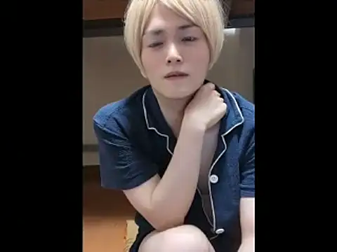 Snapshot of mgnhiroyuki chatting on 06/25/26, 05:12 mgnhiroyuki online show from 06/25/26, 05:12