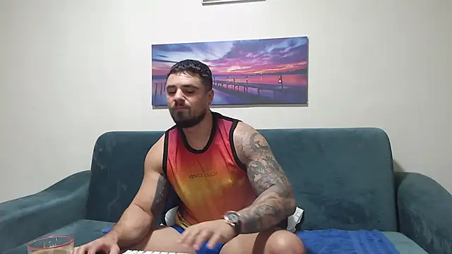 Snapshot of Tiberius_hunk chatting on 11/20/25, 04:57 Tiberius hunk online show from 11/20/25, 04:57