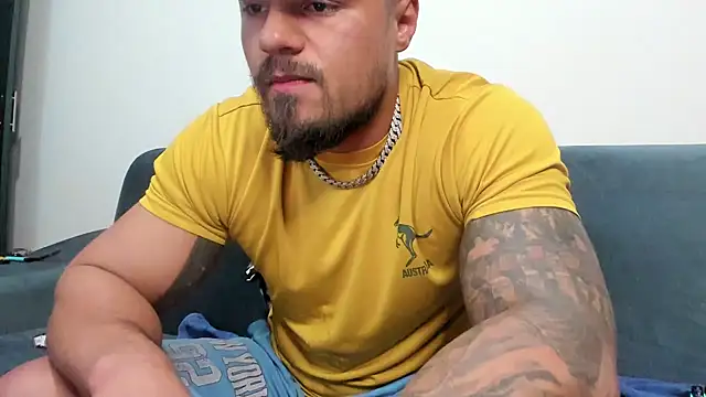 Snapshot of Tiberius_hunk chatting on 03/21/25, 12:50 Tiberius hunk online show from 03/21/25, 12:50