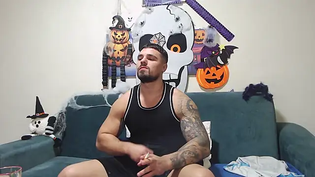 Snapshot of Tiberius_hunk chatting on 11/12/25, 06:34 Tiberius hunk online show from 11/12/25, 06:34