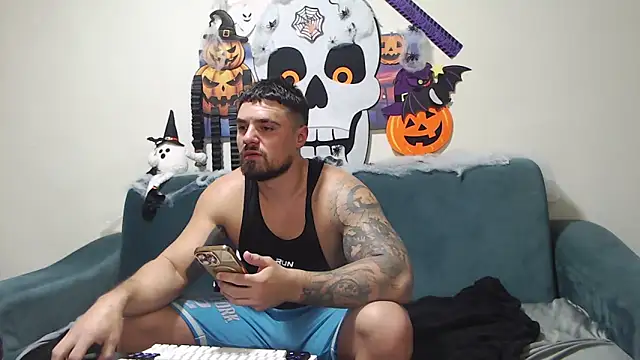 Snapshot of Tiberius_hunk chatting on 11/02/25, 08:03 Tiberius hunk online show from 11/02/25, 08:03