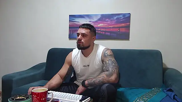 Tiberius hunk online show from 01/11/26, 07:37