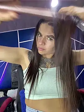 Snapshot of sofia_23x chatting on 11/14/25, 01:15 sofia 23x online show from 11/14/25, 01:15