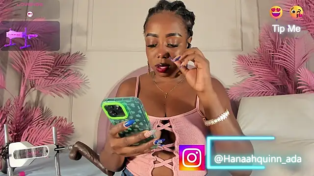 Snapshot of Hanaahquinn chatting on 02/20/26, 11:45 Hanaahquinn online show from 02/20/26, 11:45