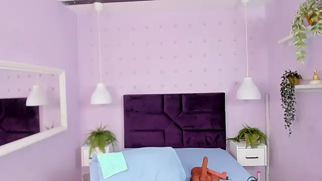 Hanaahquinn online show from 10/06/25, 11:55