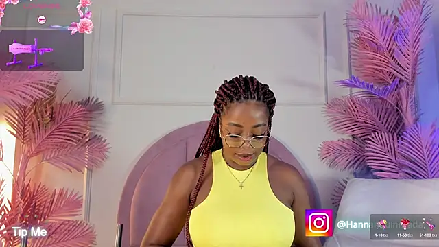 Hanaahquinn online show from 04/12/26, 11:46