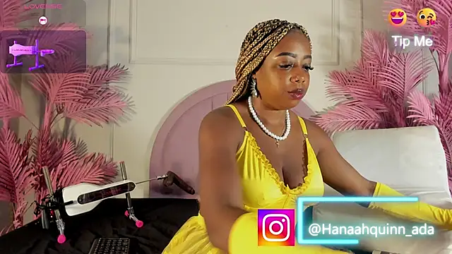 Snapshot of Hanaahquinn chatting on 02/21/26, 11:45 Hanaahquinn online show from 02/21/26, 11:45