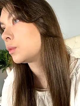 HannaJohnson online show from 11/30/25, 06:14