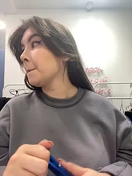 HannaJohnson online show from 11/03/25, 06:07