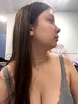 HannaJohnson online show from 10/05/25, 06:37