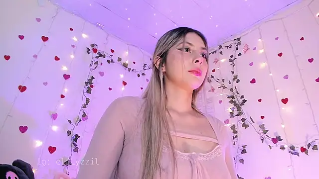 elizabeth jiing online show from 03/08/25, 09:18