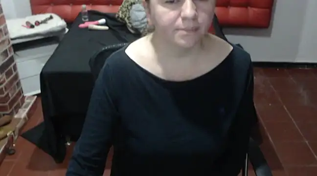 CrazzyJuana online show from 03/18/25, 08:05