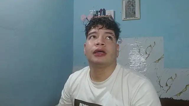 lunaxxx 69 online show from 03/18/25, 01:46